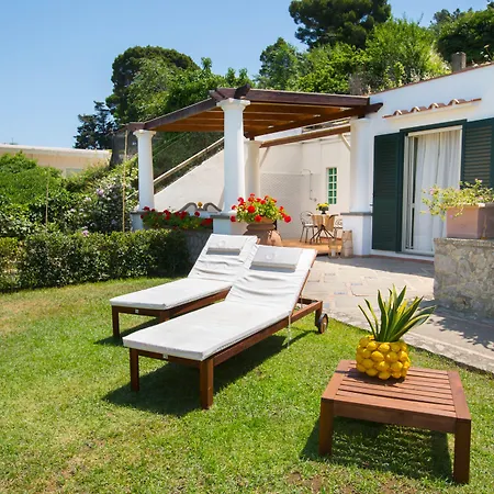 Relais 2 Pini 2* Anacapri (Isola di Capri)