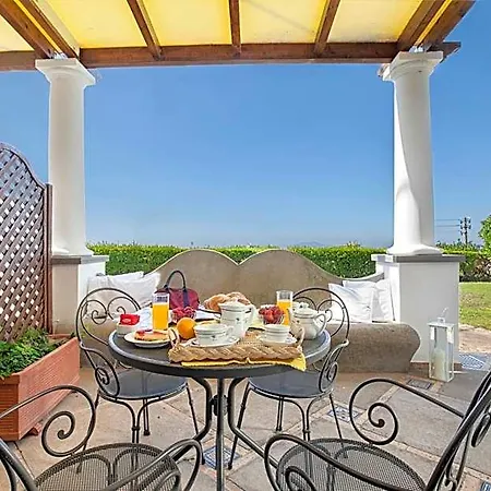 Hotel Relais Caposcuro Capri 2*
