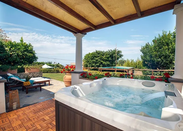 Relais 2 Pini Отель Анакапри