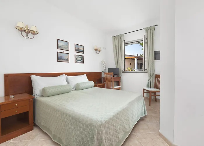 Relais 2 Pini Отель Анакапри